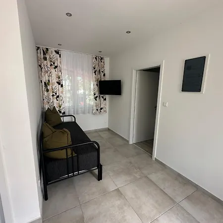 Casa de hóspedes Hullam Siófok