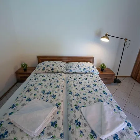 Guest house Hullam Siofok